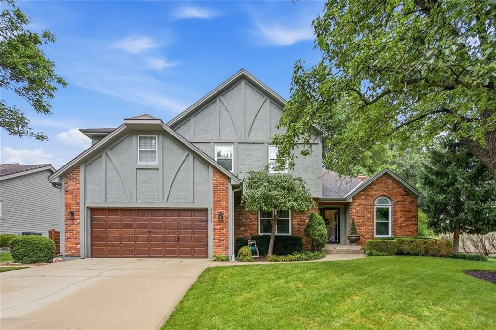 14712 W 81st Street, Lenexa, KS