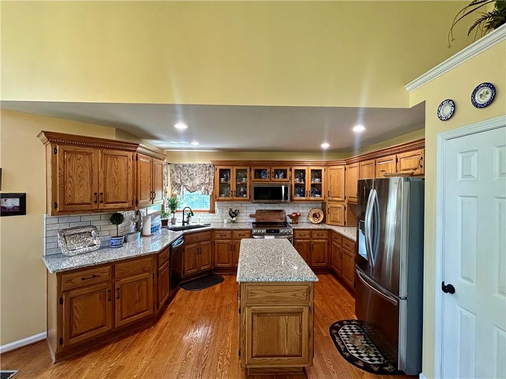 7608 NW 76th Place — photo 8