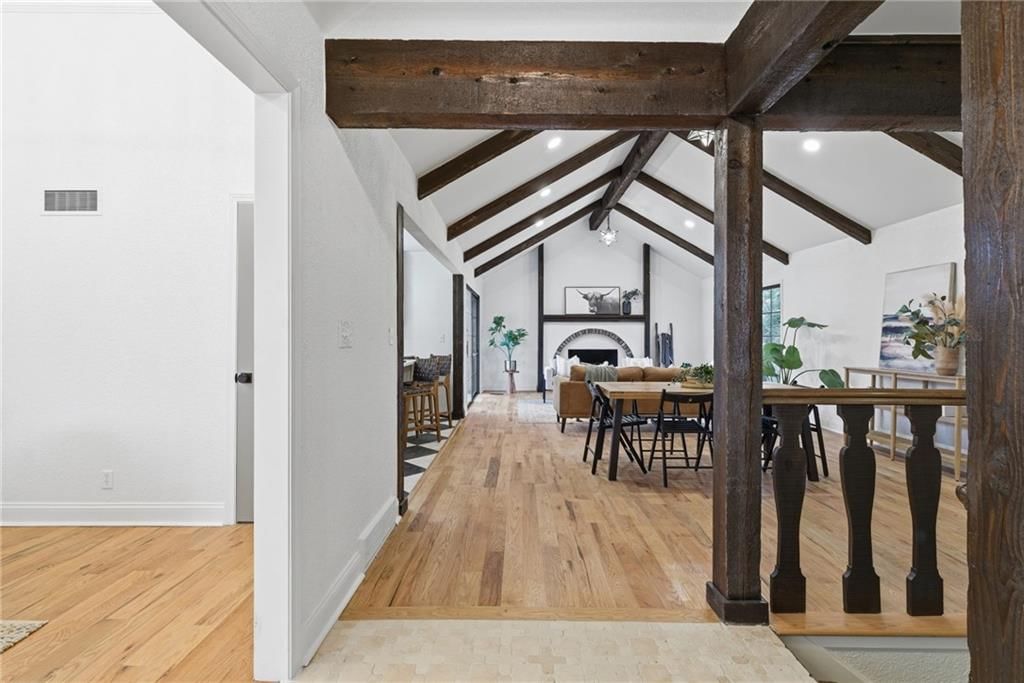 10301 Howe Drive — photo 8
