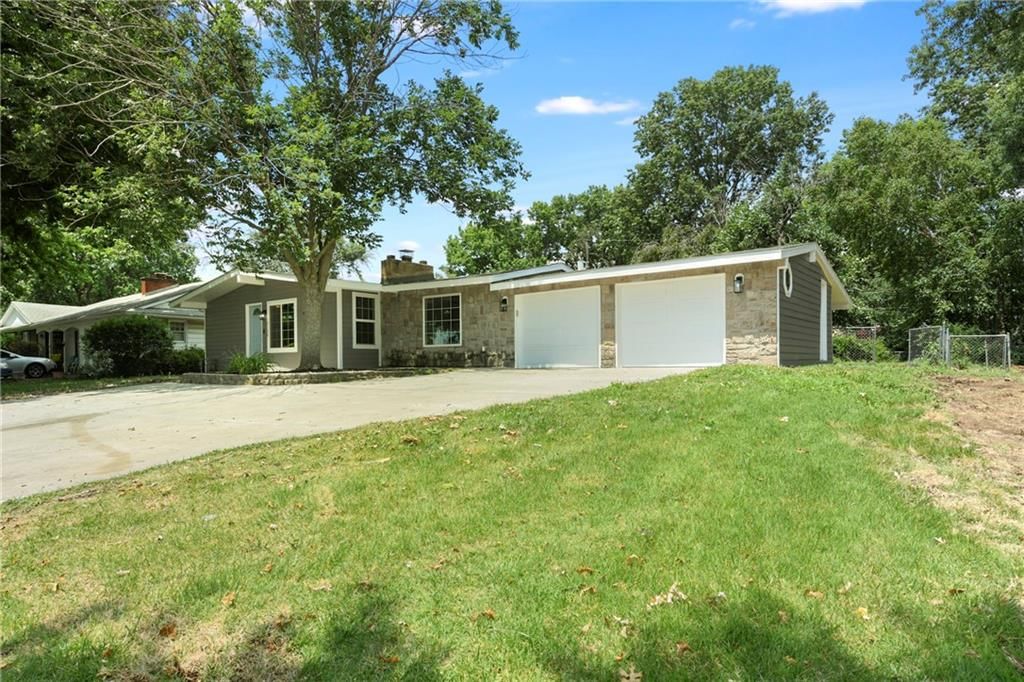 7132 Parallel Parkway — photo 25