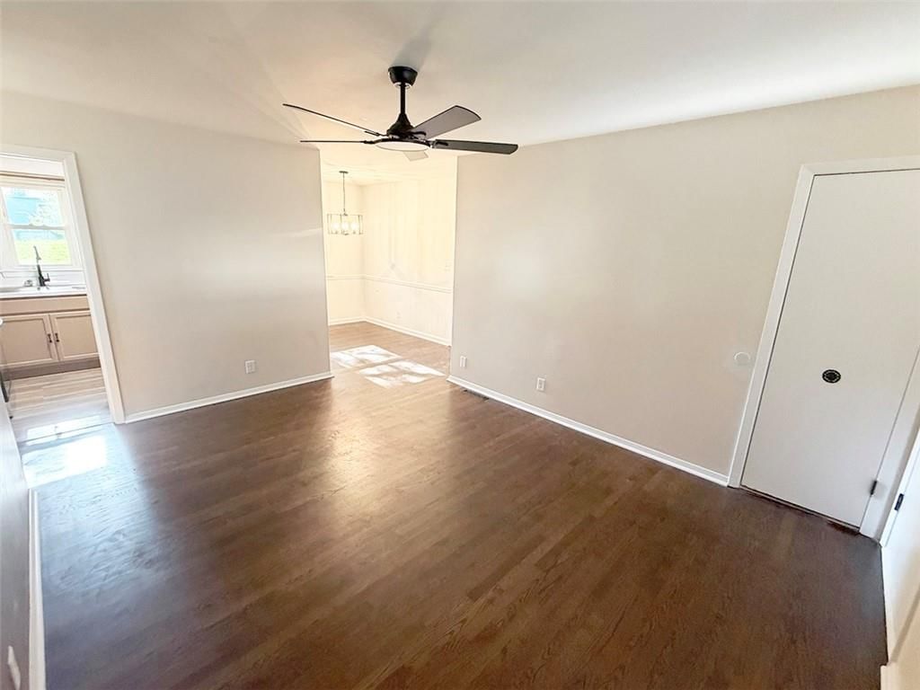 4016 S Spring Street — photo 62