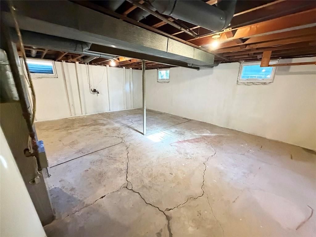 4016 S Spring Street — photo 97