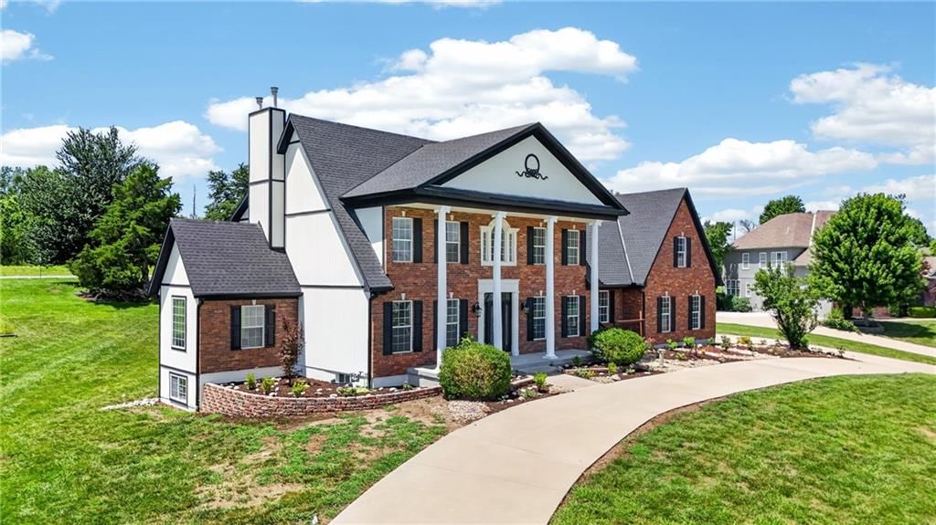 20 SE Meadowbrook Drive — photo 4
