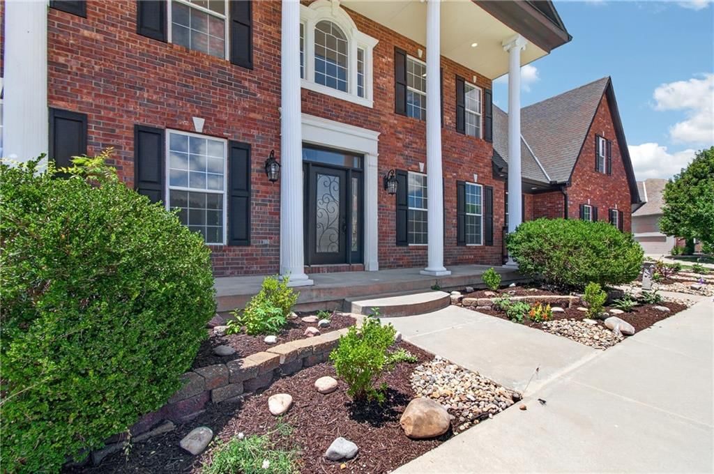 20 SE Meadowbrook Drive — photo 10