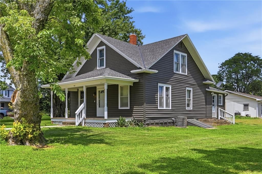 401 1st Street, Effingham