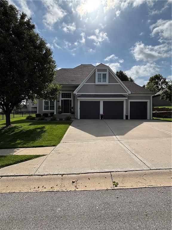 6923 N Colorado Avenue, Kansas City, MO