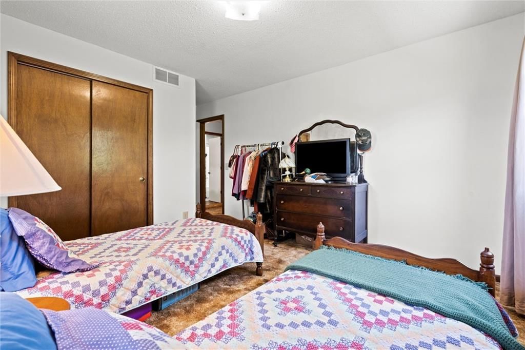 17739 Eisenhower Road — photo 34