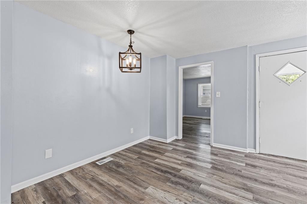 1704 S Brookside Avenue — photo 4