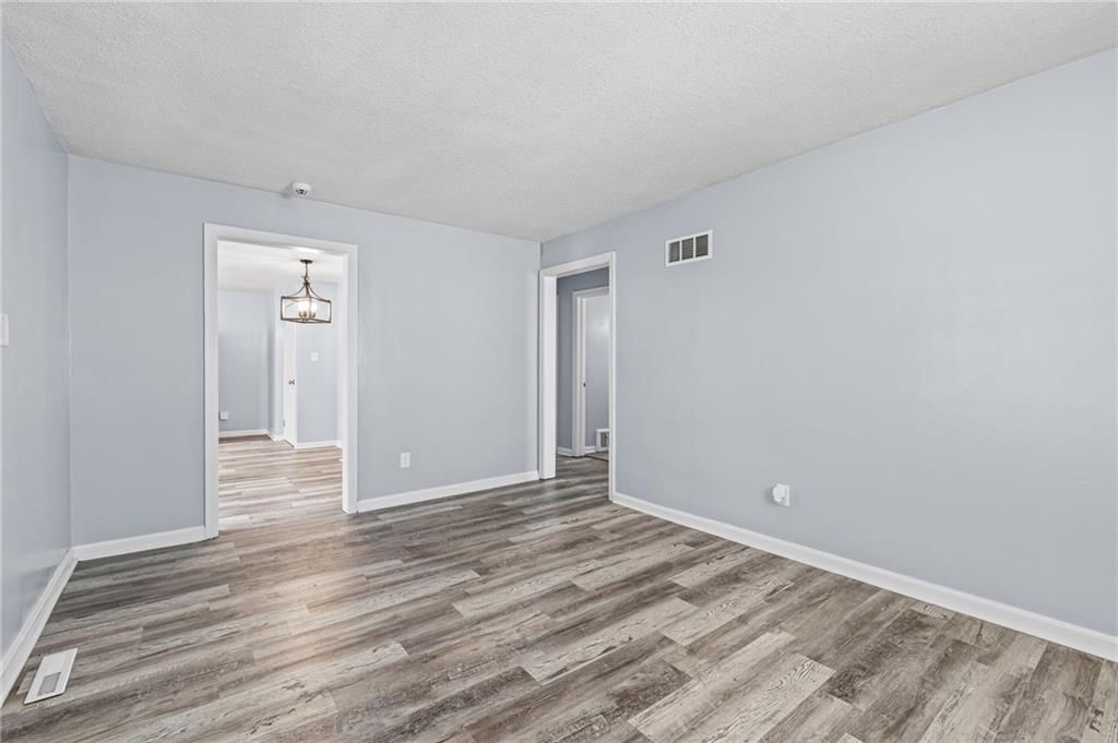 1704 S Brookside Avenue — photo 6