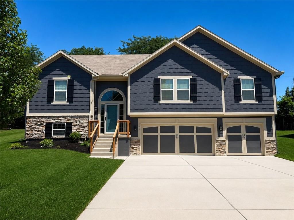 412 Duncan Drive, Liberty, MO