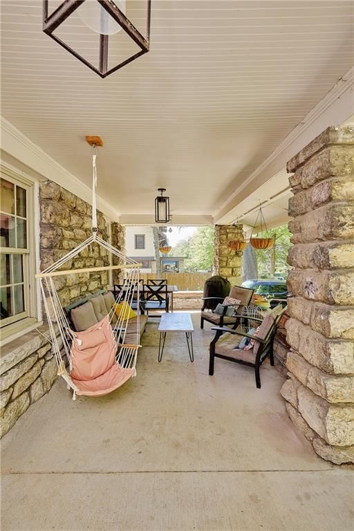3717 Tracy Avenue, Kansas City, MO