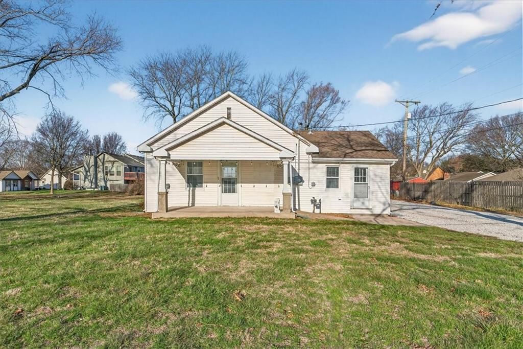 1490 NE Independence Avenue, Lee's Summit, MO