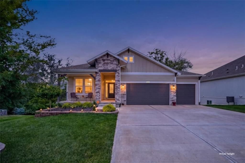 8616 Laramie Street, De Soto, KS