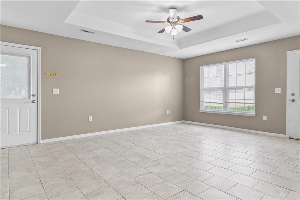 312 Grover Street — photo 11