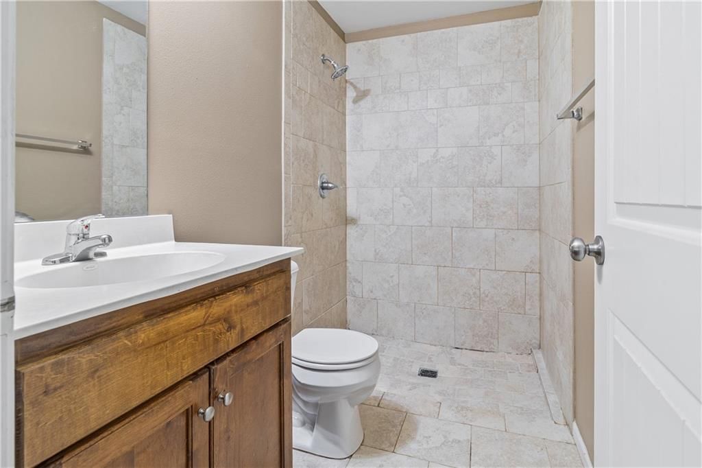 312 Grover Street — photo 17