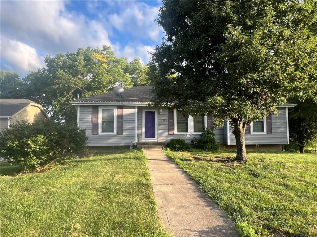 102 Carson Circle, Excelsior Springs