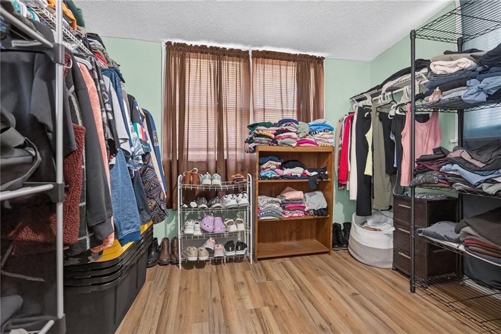 4140 PROSPECT Avenue — photo 24