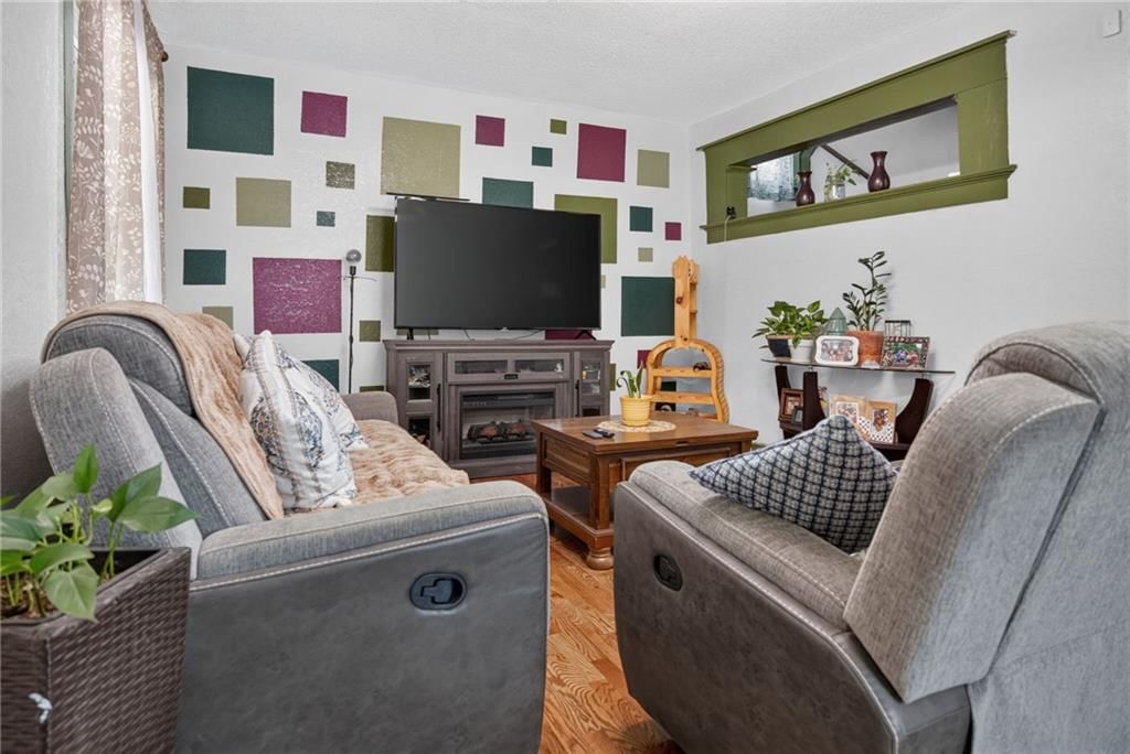 4140 PROSPECT Avenue — photo 4