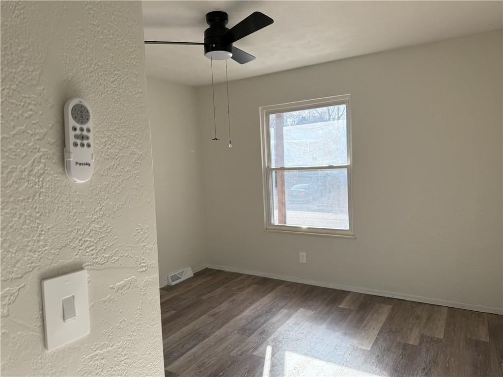 103 S 22nd Street — photo 8