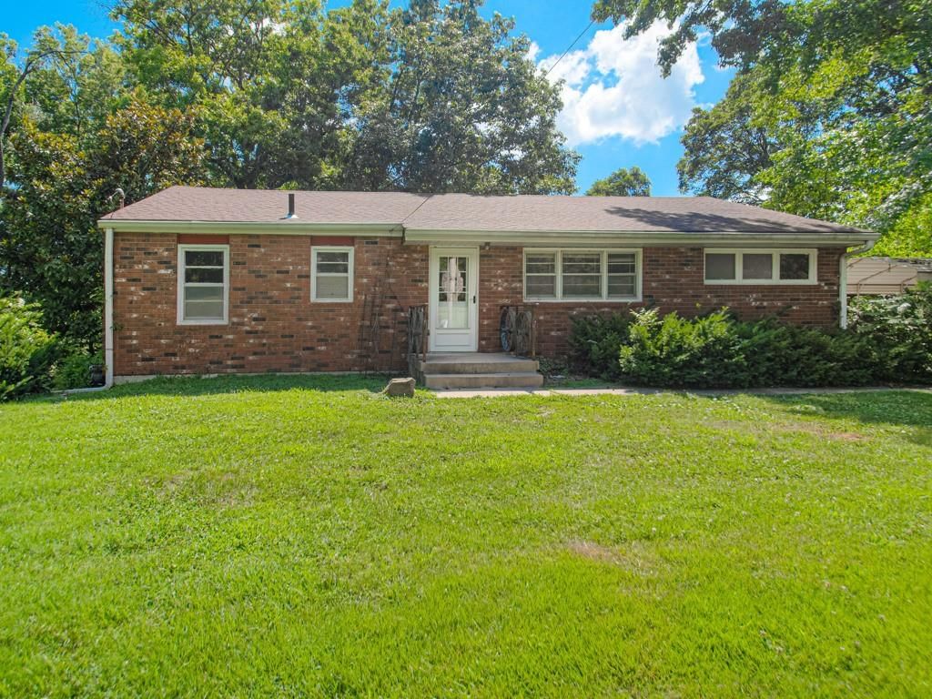 2113 N Liberty Street, Independence, MO