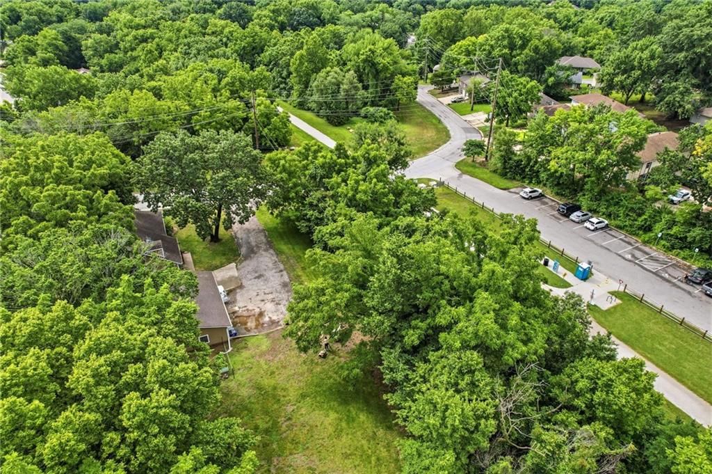 7116 WOODSON Road — photo 48