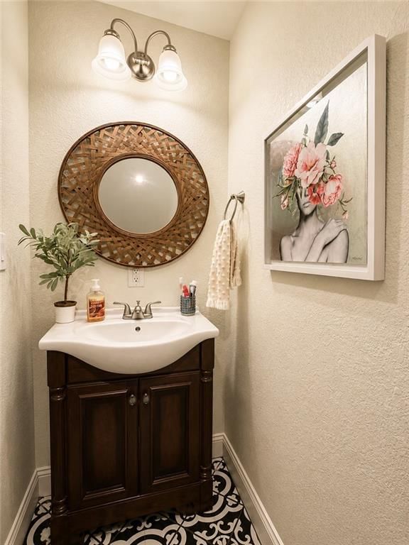 424 E Santa Fe Avenue — photo 36
