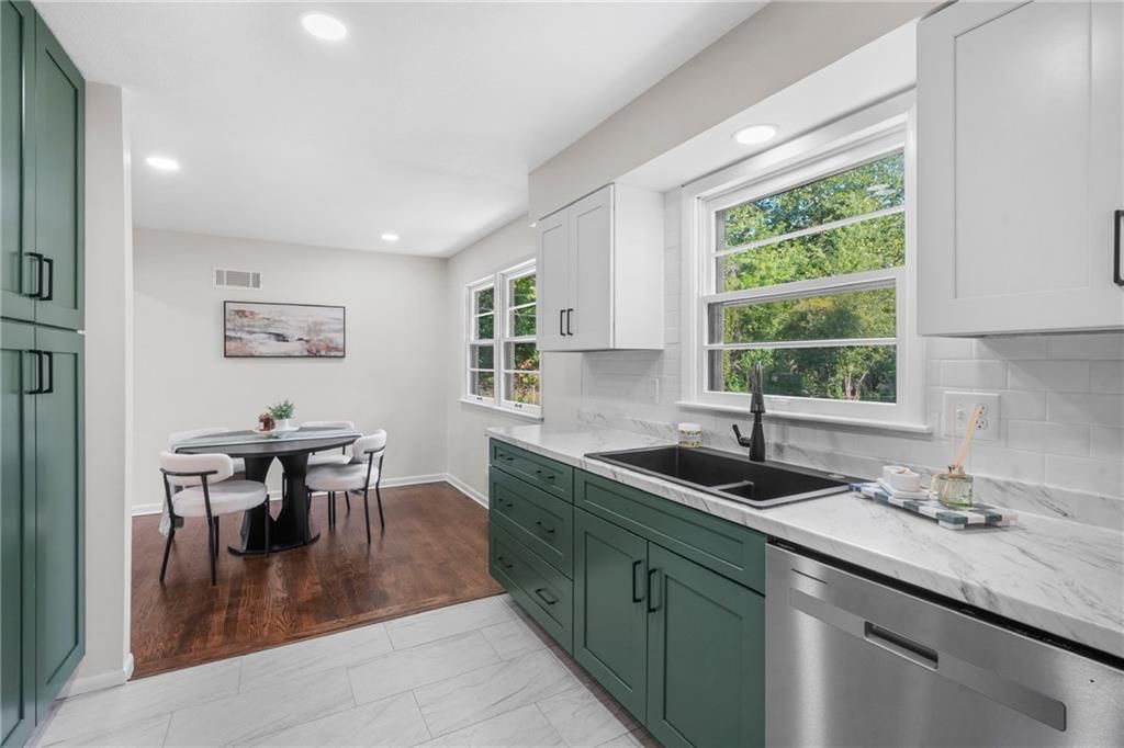 7226 Webster Avenue — photo 17