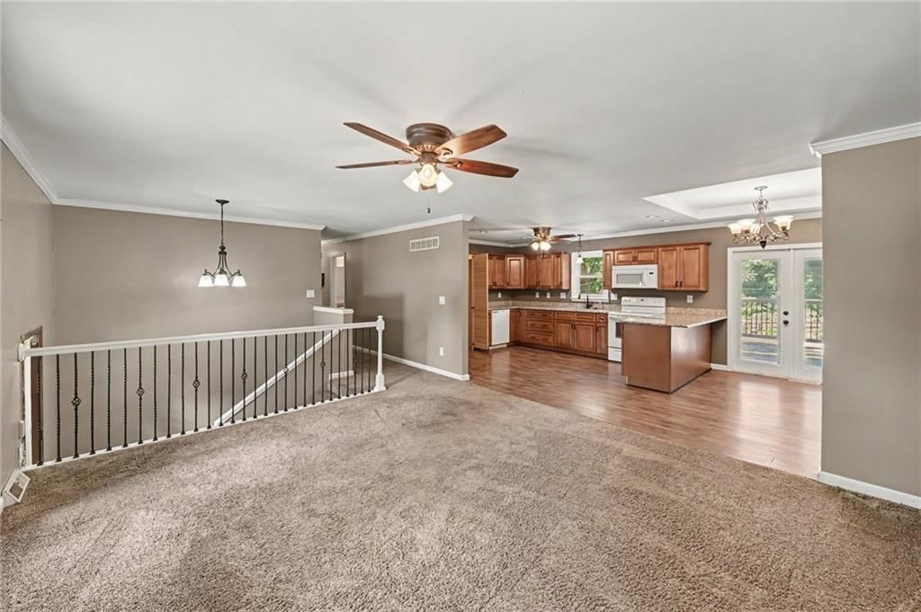 2521 S Whitney Avenue — photo 5