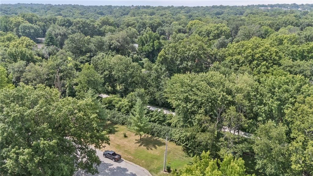 6829 Lakeshore Drive — photo 50