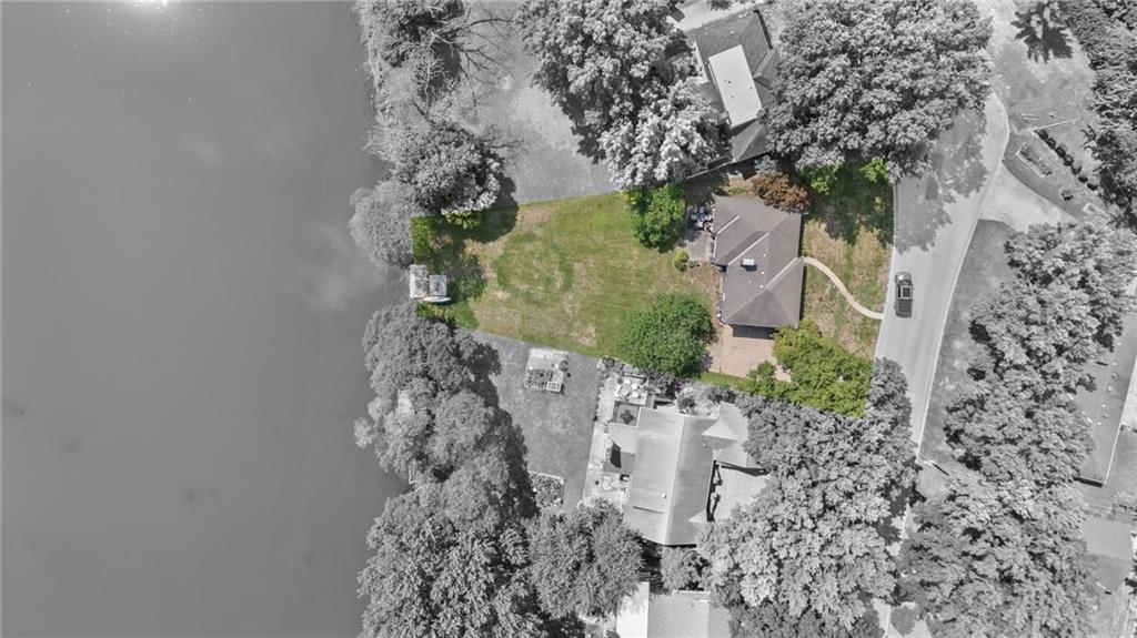 6829 Lakeshore Drive — photo 54