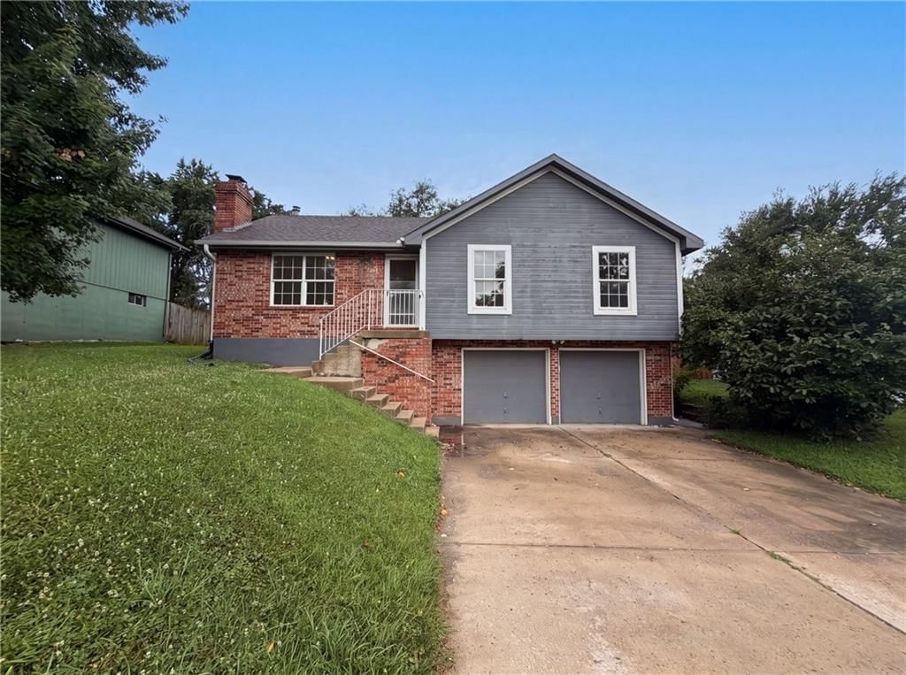 1706 N Lazy Branch Road, Independence, MO