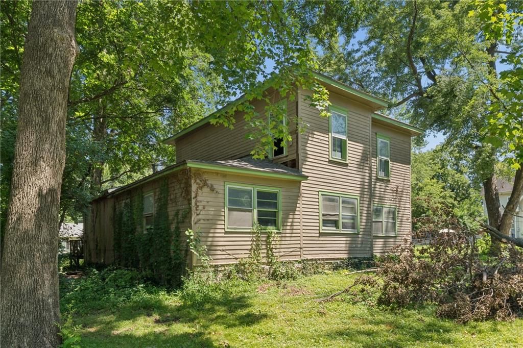 703 E 4th Street — photo 13