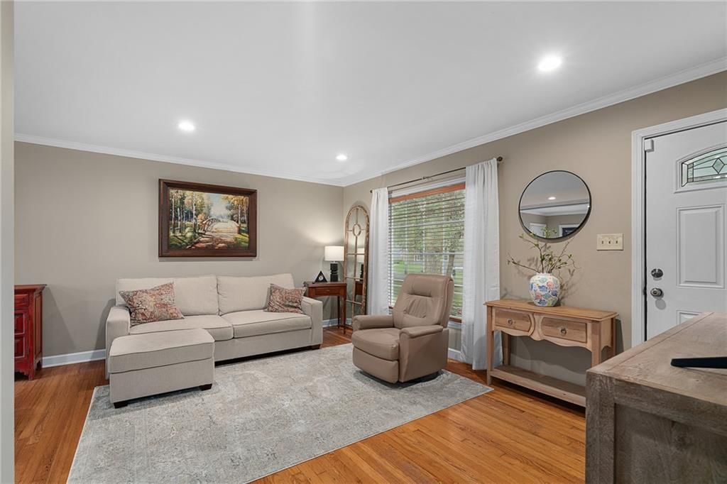 5315 W 71st Terrace — photo 4