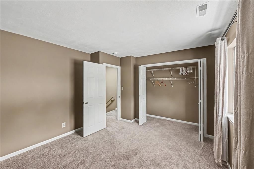 7104 NW Chapel Woods Lane — photo 7