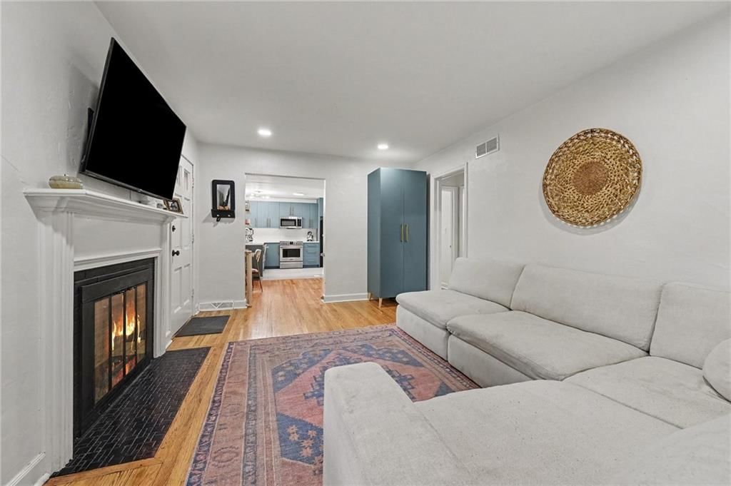 4945 N Lister Avenue — photo 6
