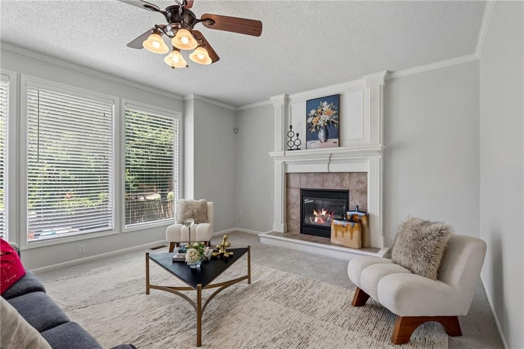13716 Parkhill Street — photo 8