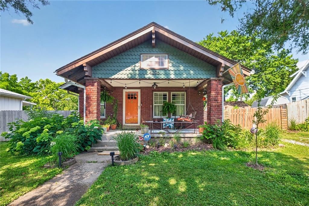 4206 N Kansas Avenue, Kansas City, MO