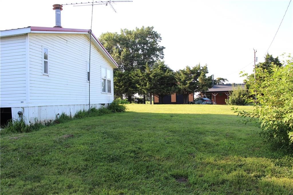 3904 NE Sandstone Drive — photo 4