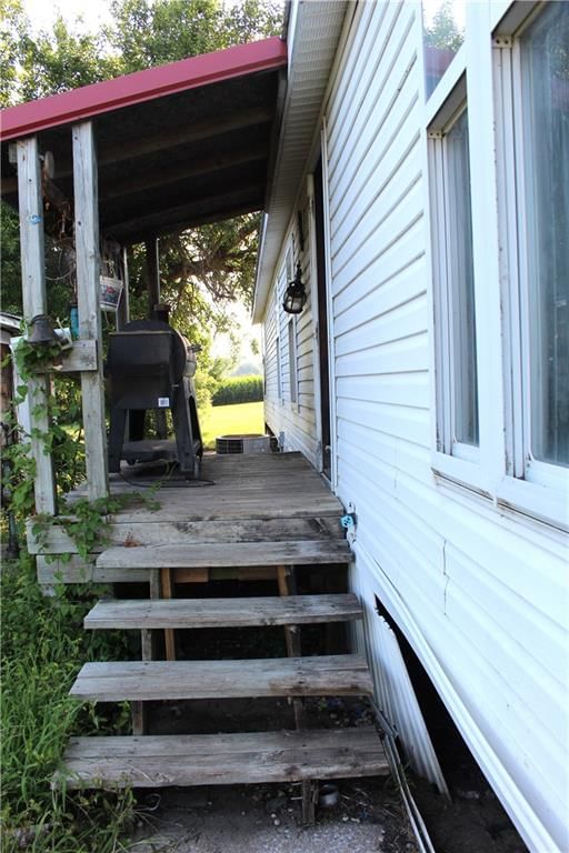 3904 NE Sandstone Drive — photo 7