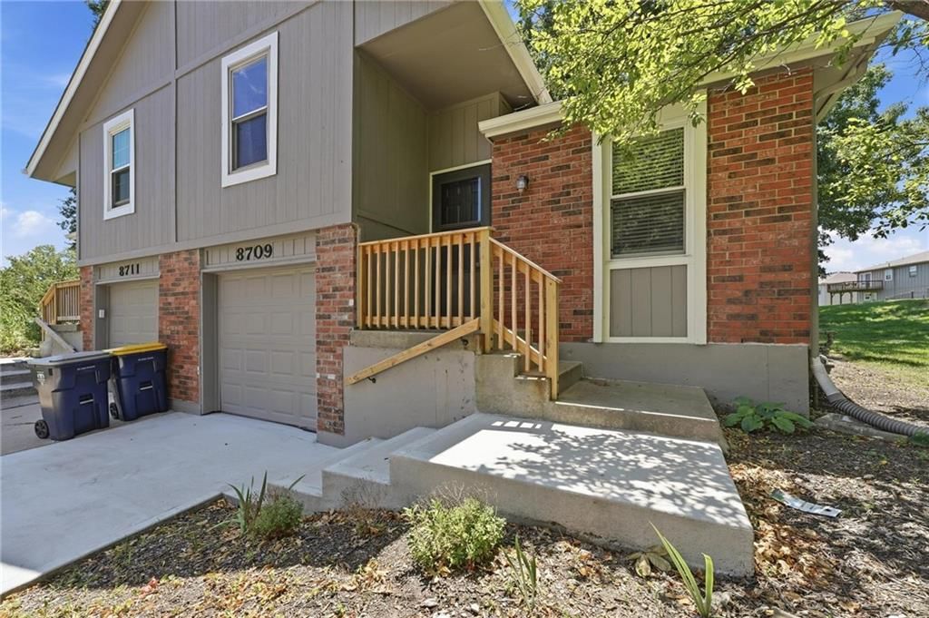 8709 N Hull Avenue — photo 17