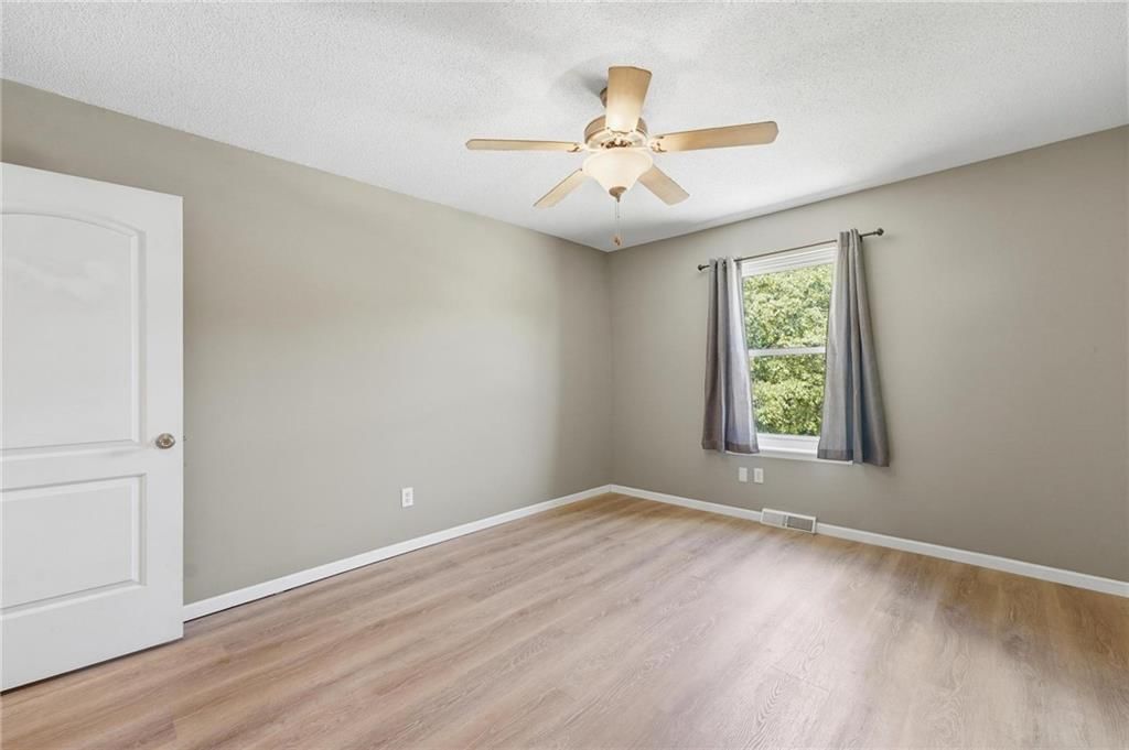 8709 N Hull Avenue — photo 7