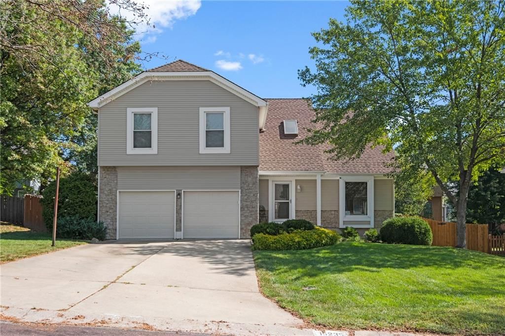15235 Dearborn Street, Overland Park, KS