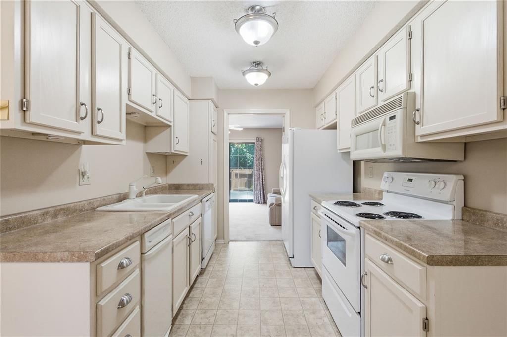 1314 W Jenkins Boulevard — photo 13