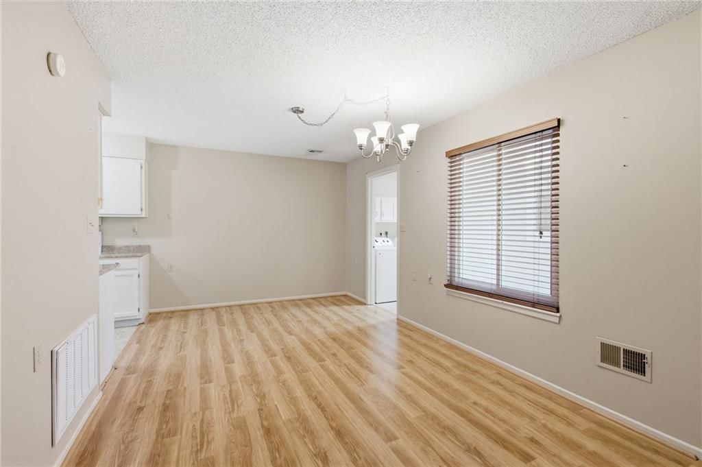 1314 W Jenkins Boulevard — photo 8