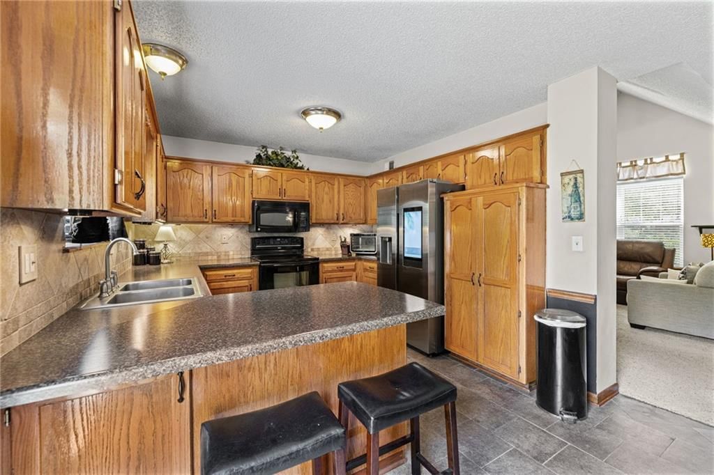 1109 NW Creekside Court — photo 11