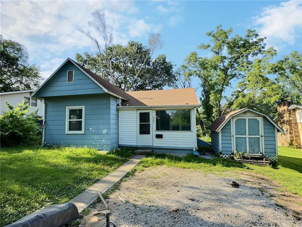 223 W Marshall Street, El Dorado Springs