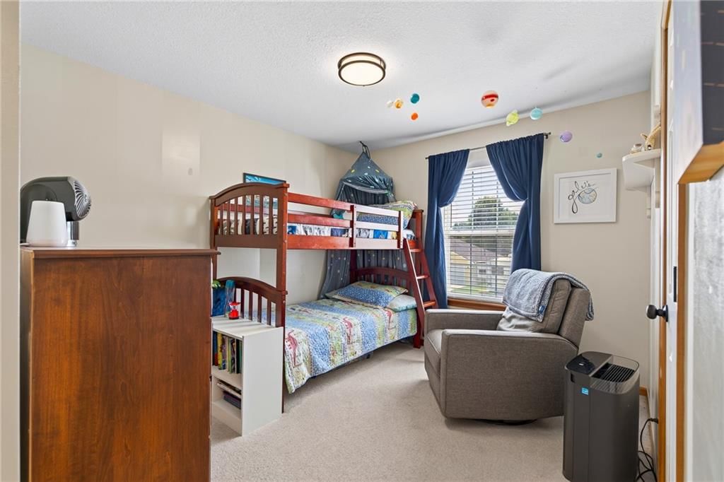 618 SW Gateway Drive — photo 20
