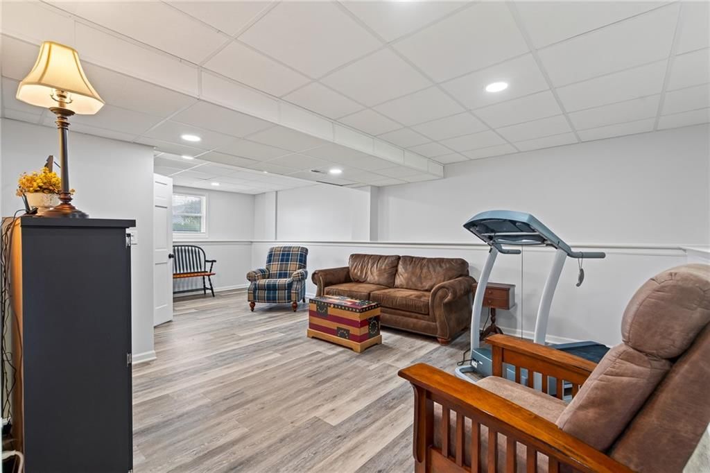 618 SW Gateway Drive — photo 26