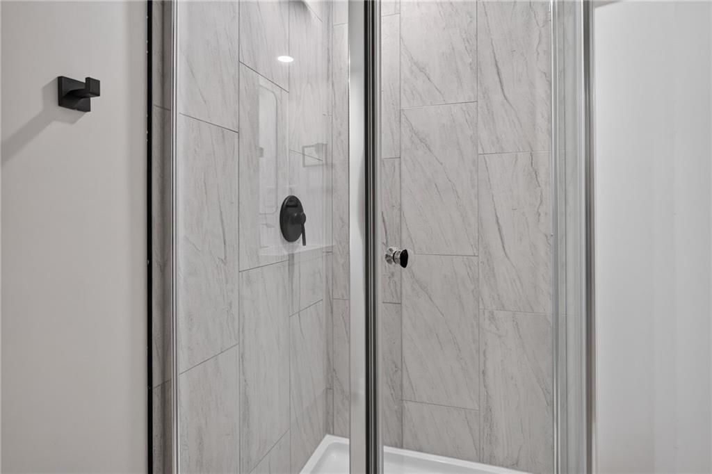 5704 Ewing Avenue — photo 32
