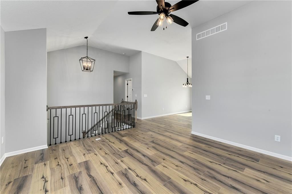 1909 Hawk View — photo 7
